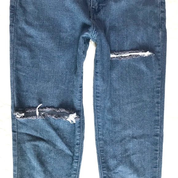 Forever 21 Jeans Blue Denim size 27 Destroyed Slim - Picture 4 of 7